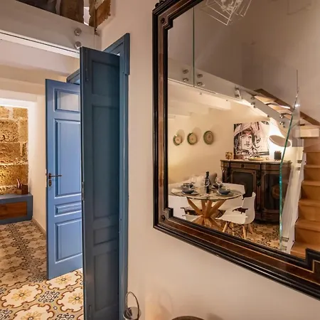 Venezia 83 Luxury Holiday home Avola