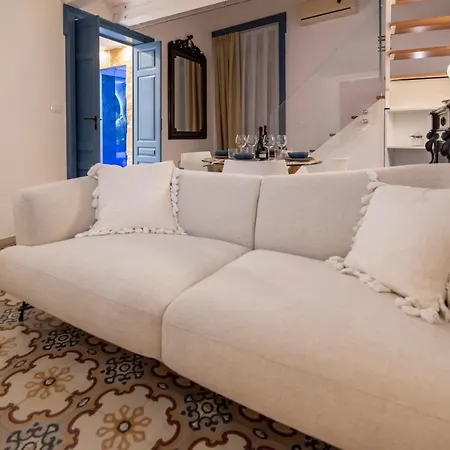 Venezia 83 Luxury Avola