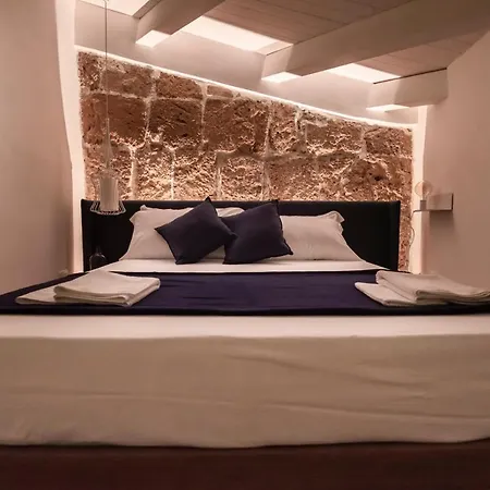 Venezia 83 Luxury * Avola